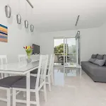 M&a 2 Apartment *