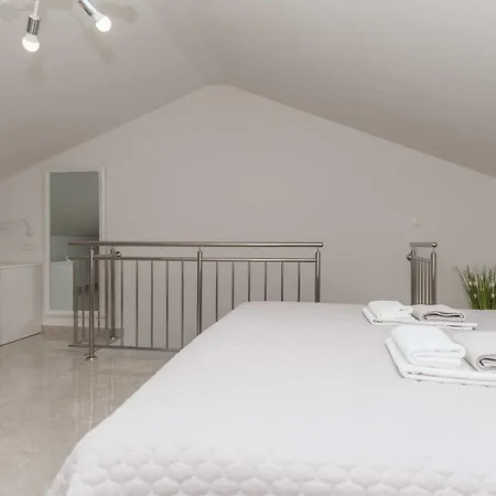Apartment M&a 2