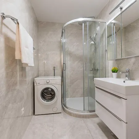 M&a 2 Apartment
