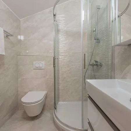 M&a 2 Apartment Makarska