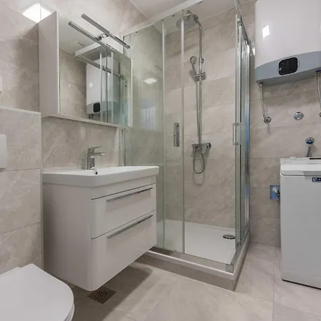 M&a 2 * Makarska