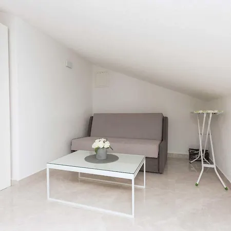 M&a 2 Apartment