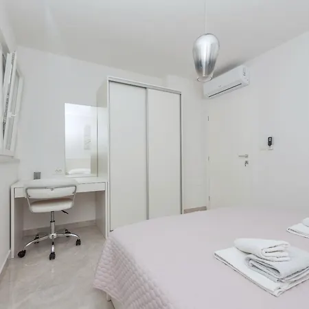 Apartman M&a 2