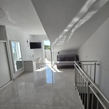 Apartman M&a 2