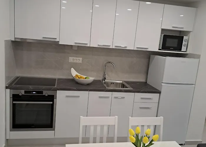 아파트 M&a 2 마카르스카