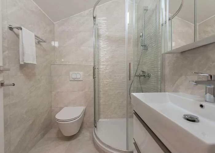 M&a 2 Daire Makarska