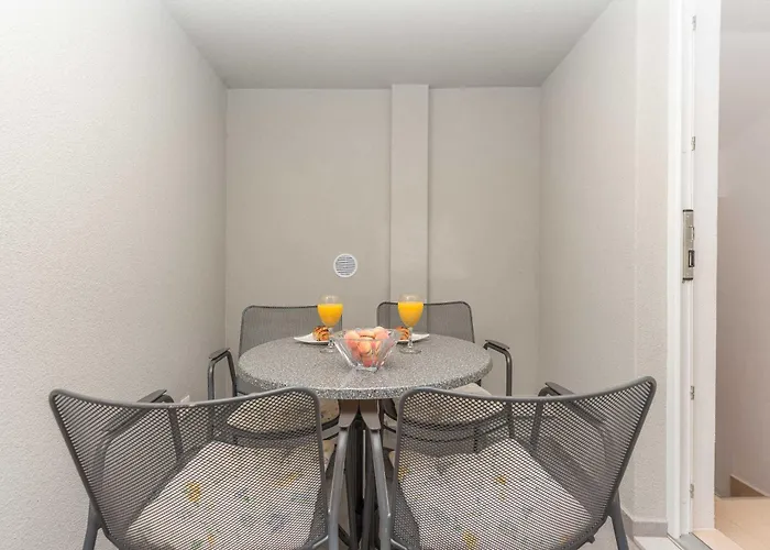 M&a 2 * Макарська